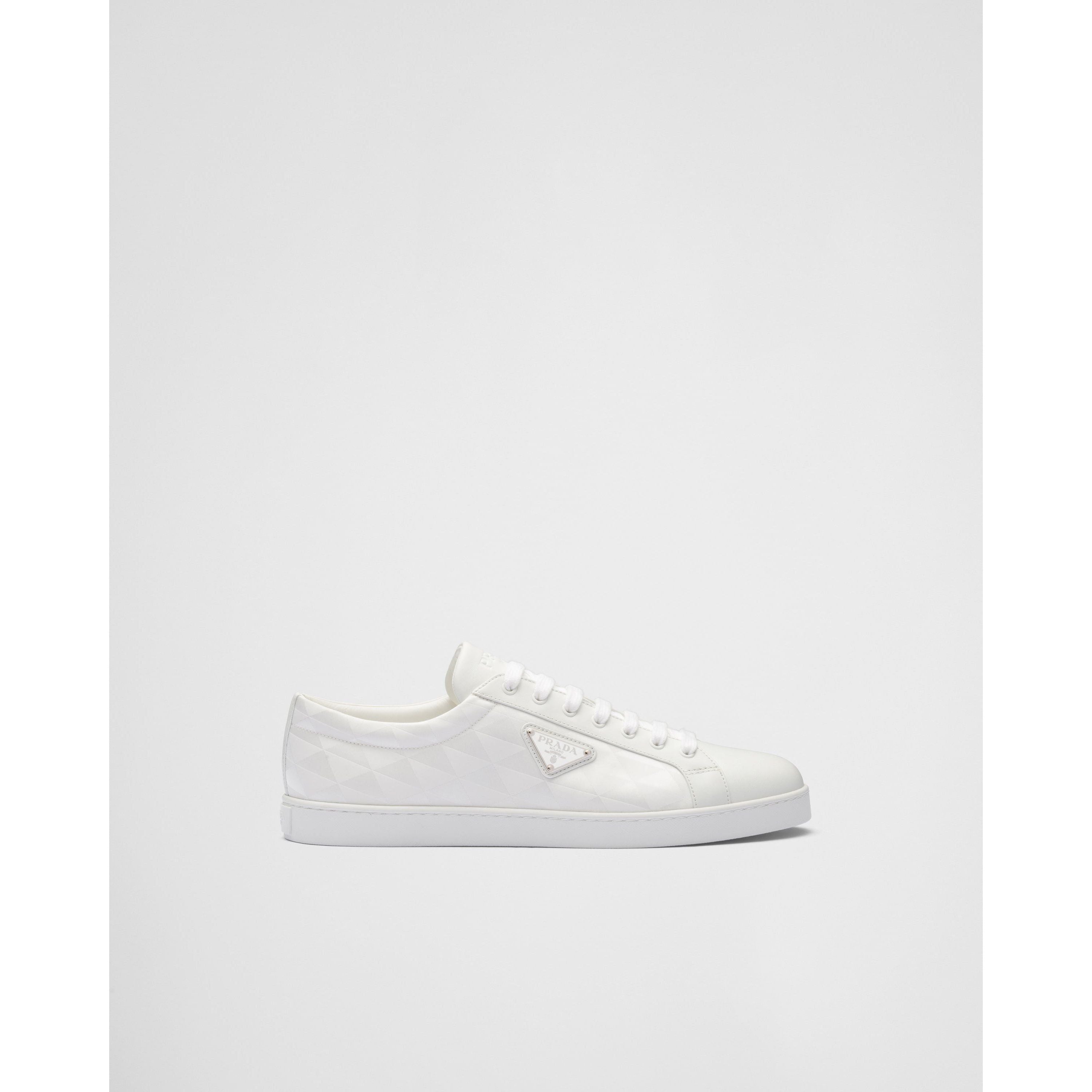 Sneaker aus Leder und Re-Nylon