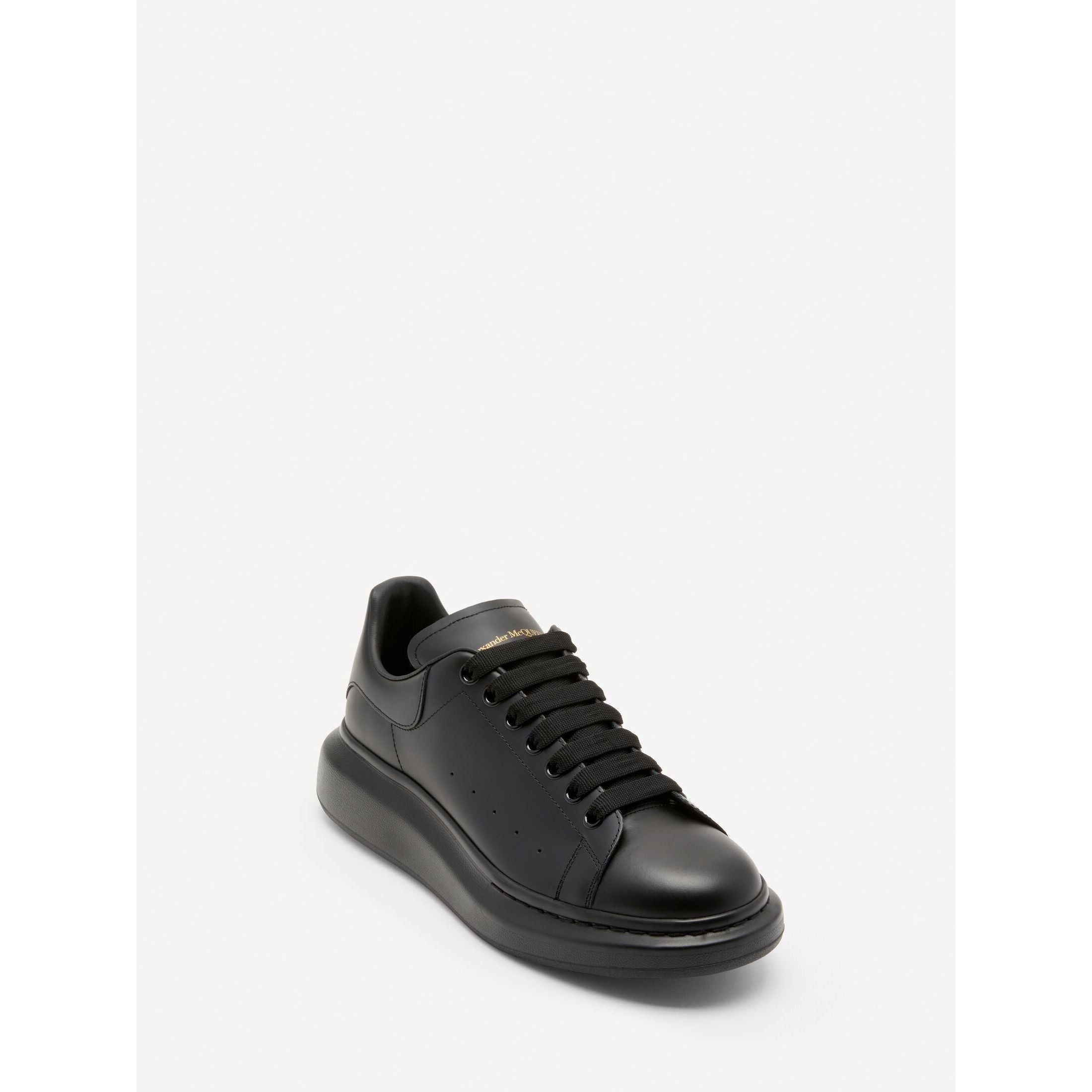 Oversized-Sneakers