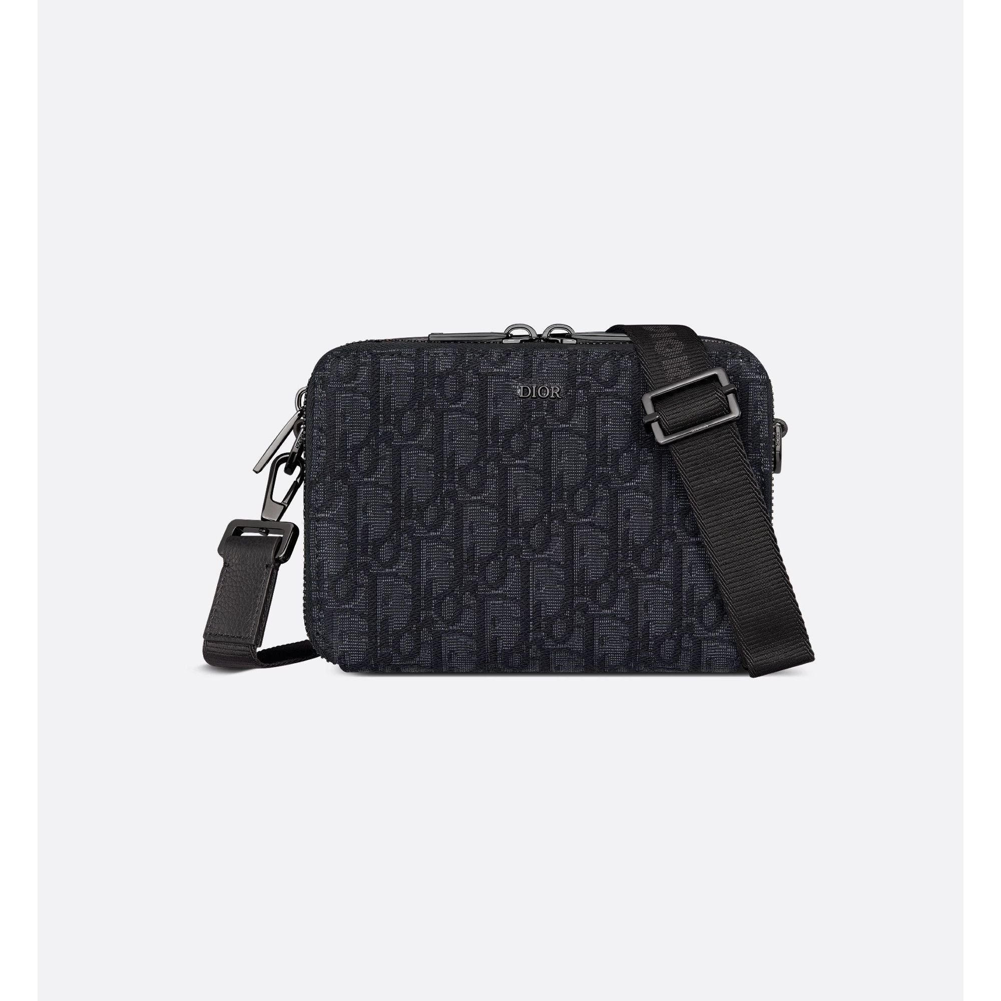 Pouch mit Reißverschluss und Riemen