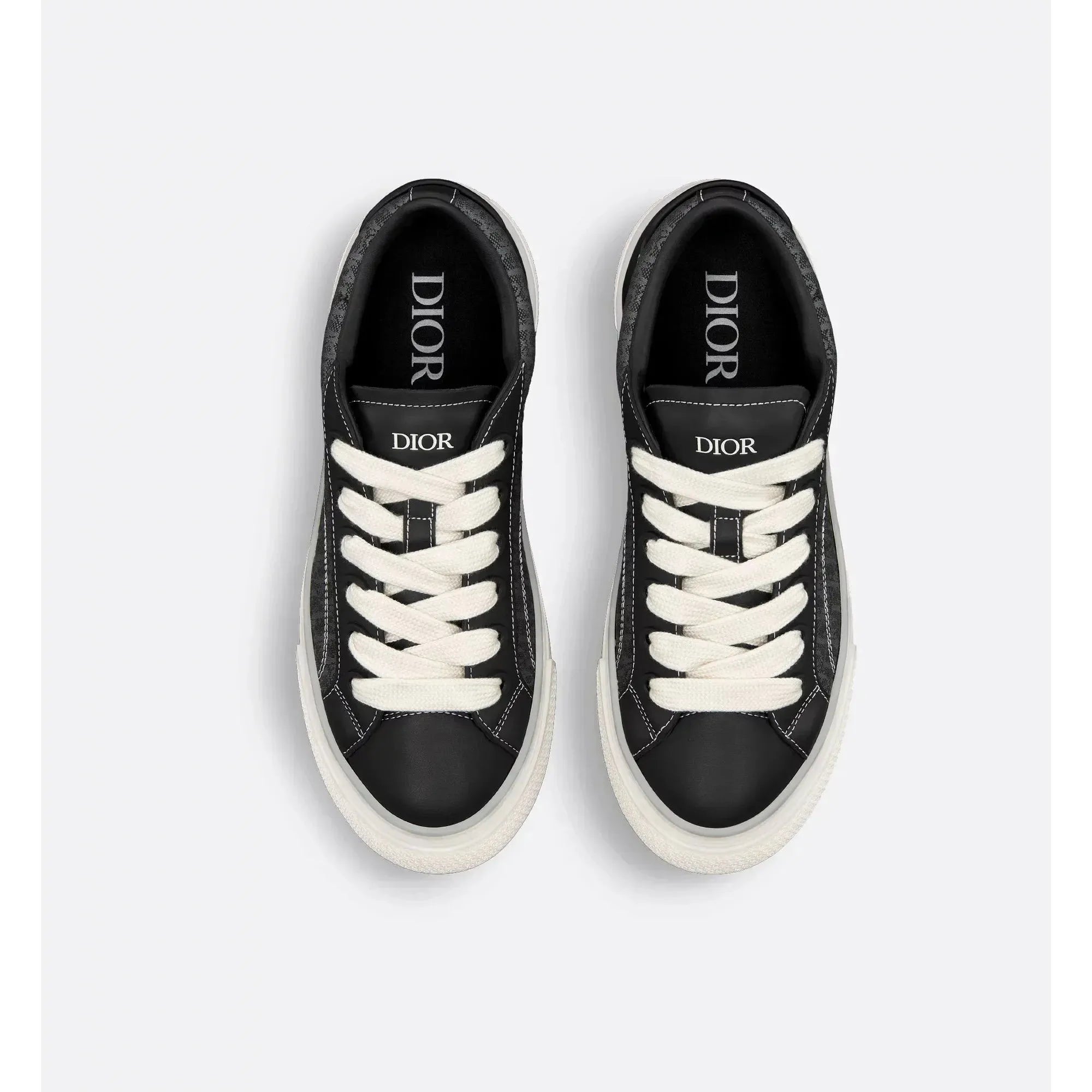 B33 Spin Sneaker