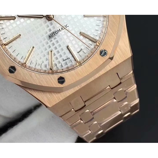 Luxury Watch 2