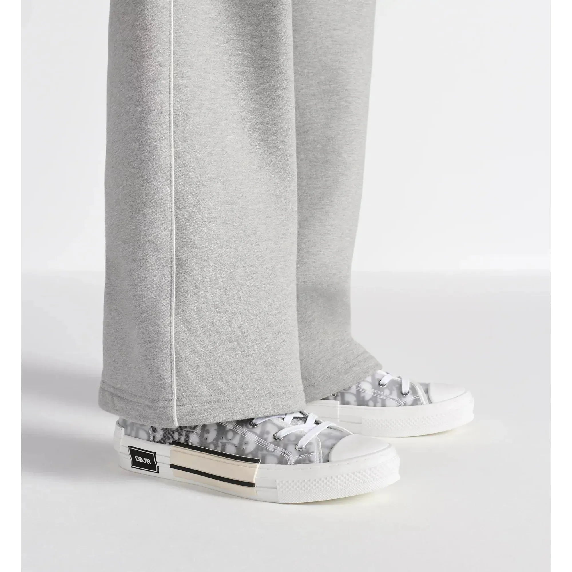 B23 League High Top Sneaker