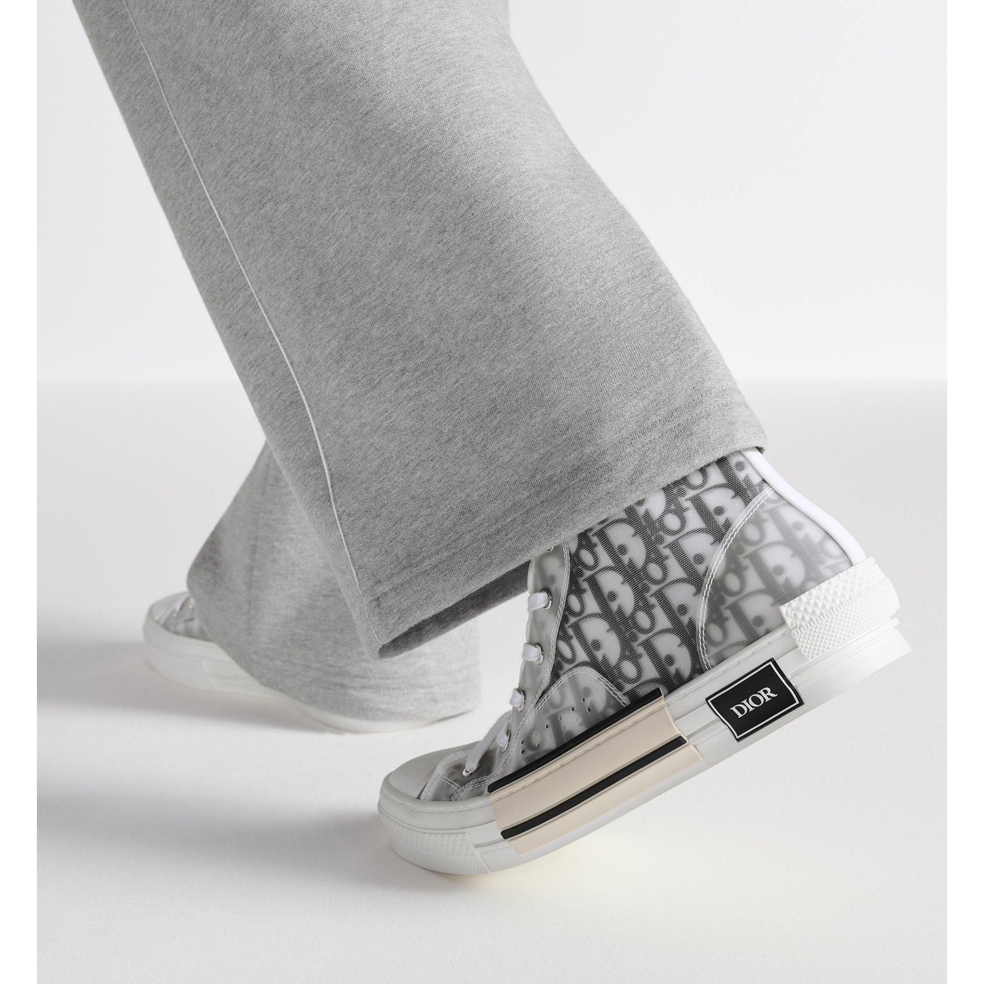 B23 League High Top Sneaker