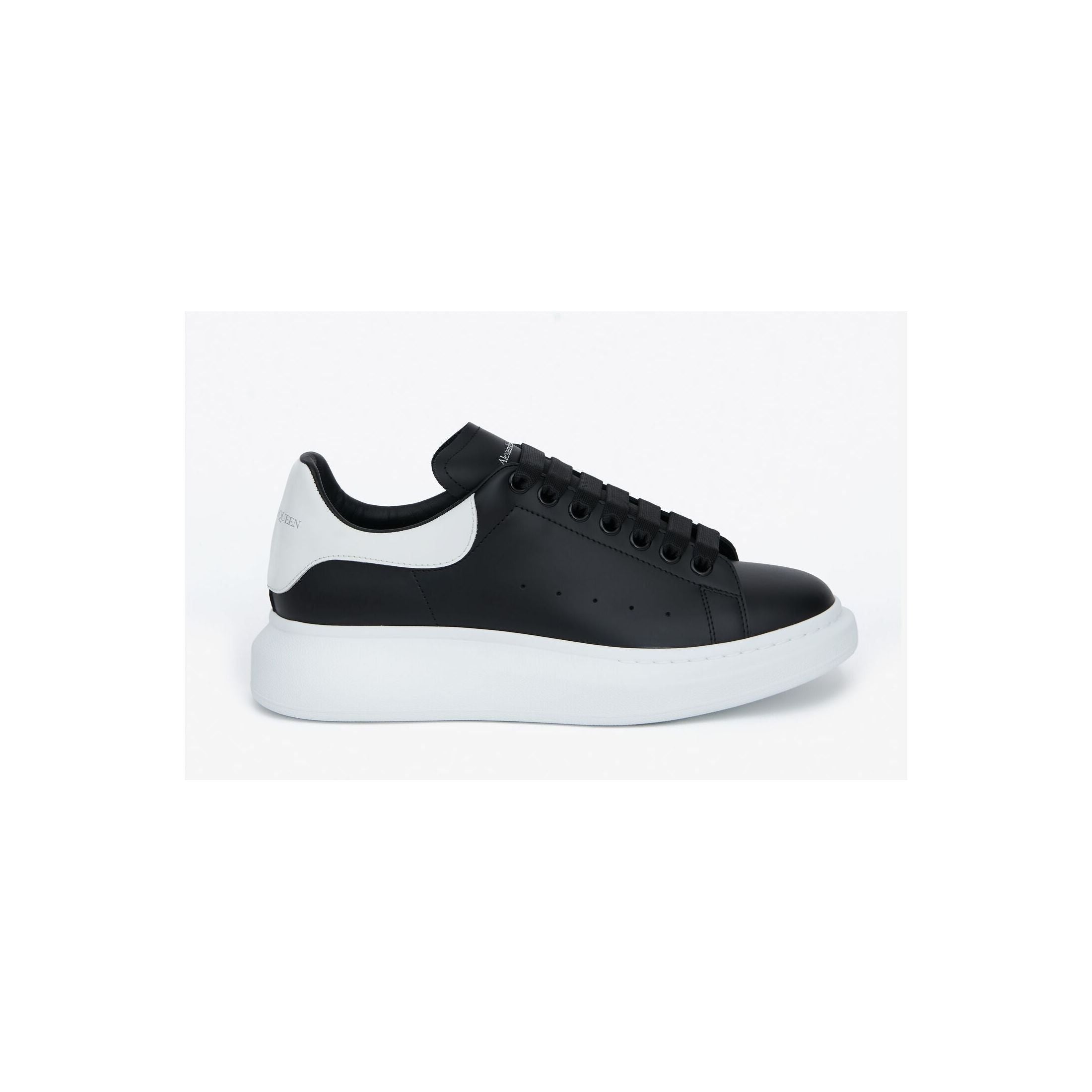 Oversized-Sneakers