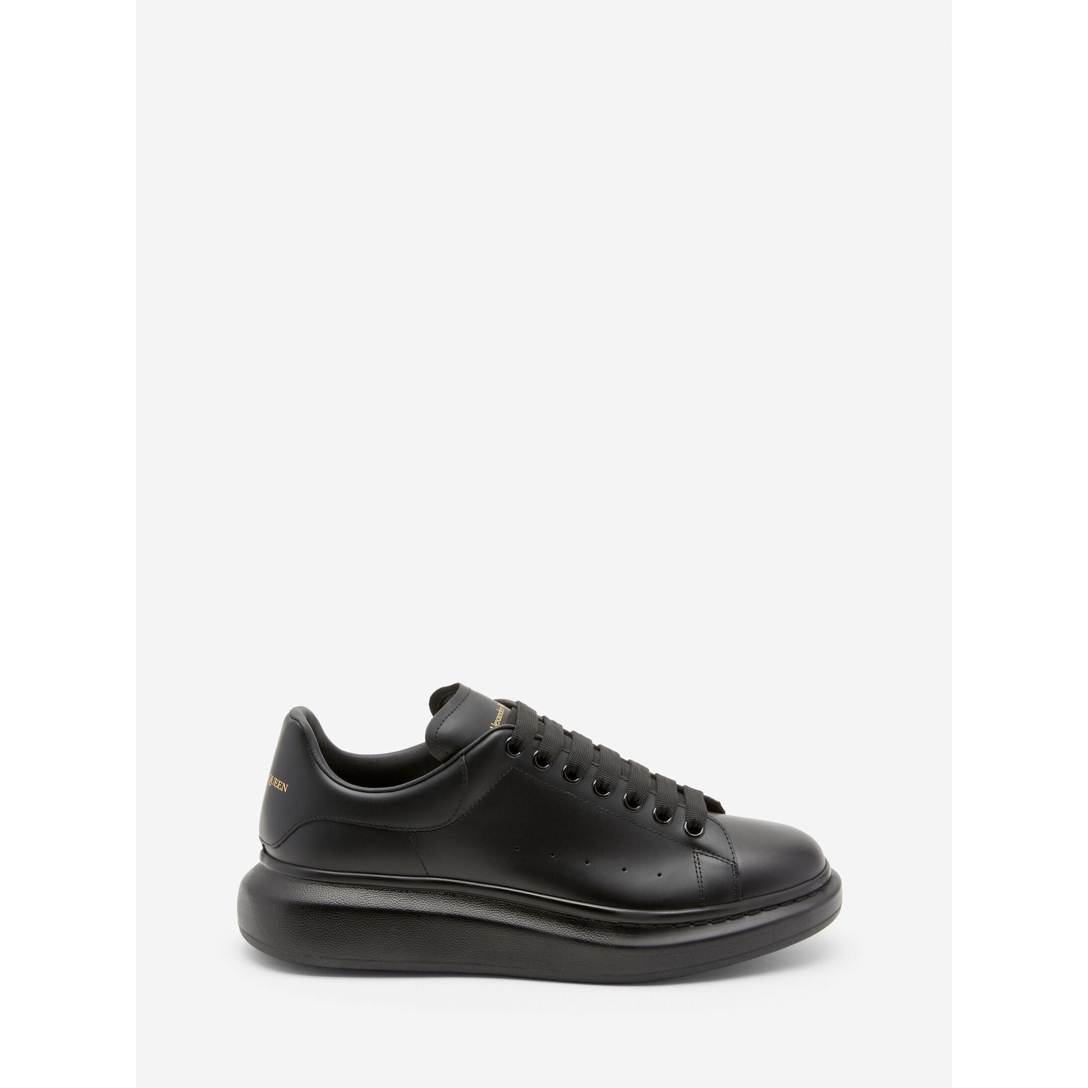 Oversized-Sneakers