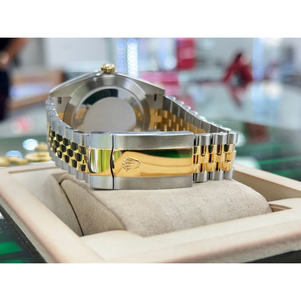 Luxury Watch 3