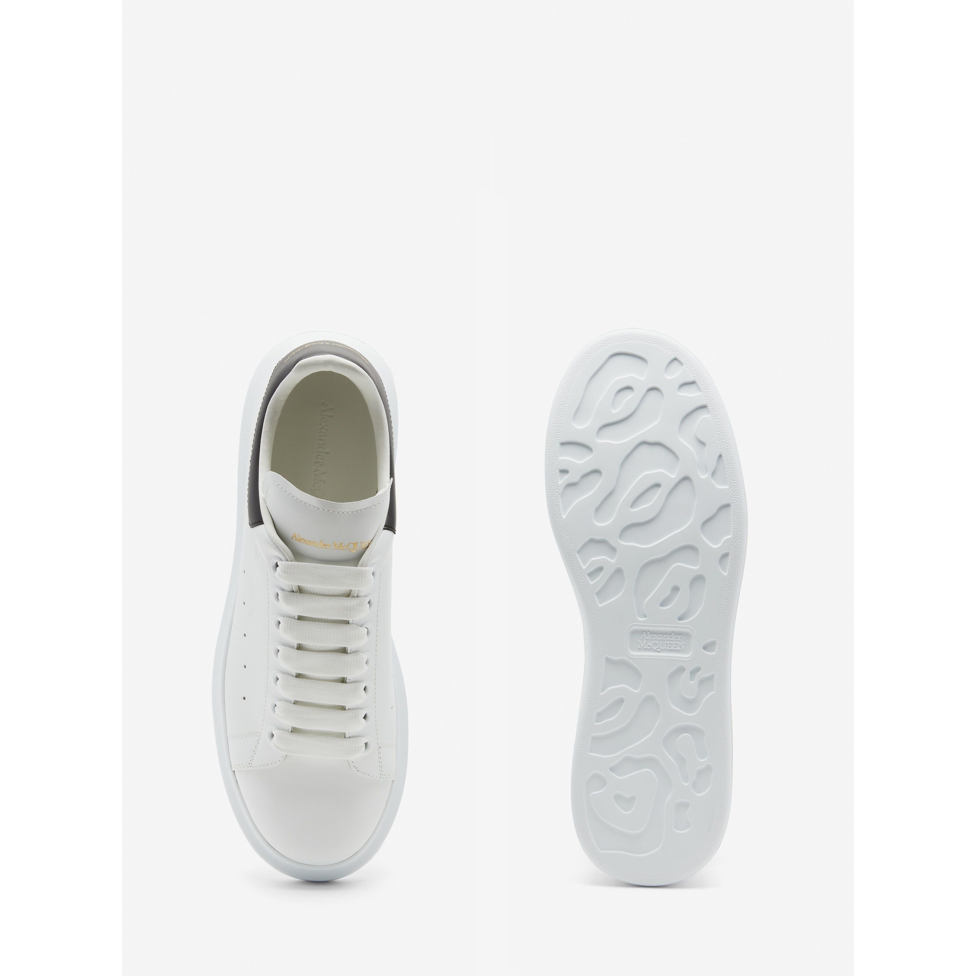 Oversized-Sneakers